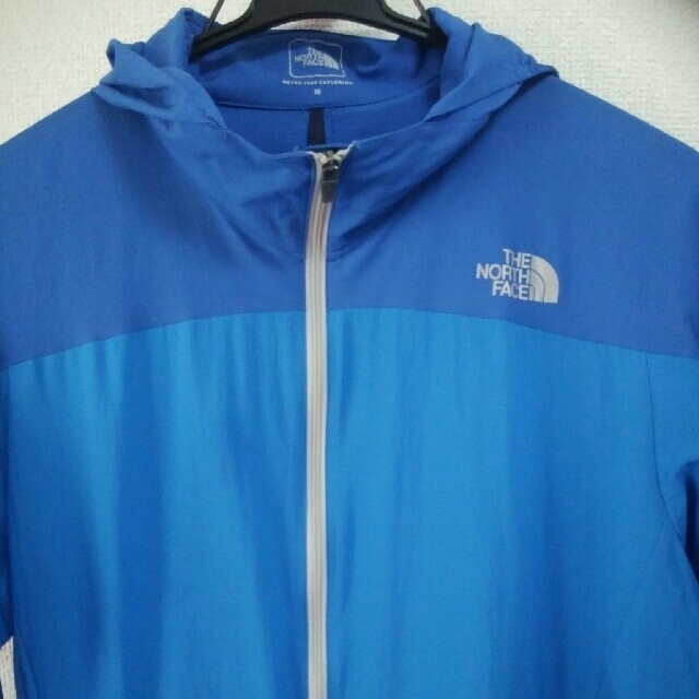 THE NORTH FACE(ザノースフェイス)のTHE NORTH FACE　ナイロンパーカー　メンズM メンズのジャケット/アウター(ナイロンジャケット)の商品写真