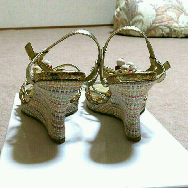 アチコさま専用⭐4wayゴールドサンダル レディースの靴/シューズ(サンダル)の商品写真