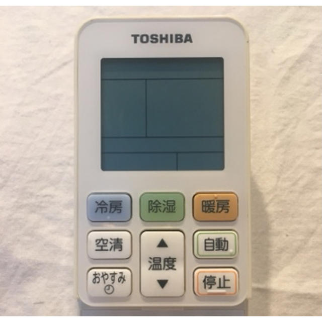 東芝(トウシバ)のTOSHIBA エアコンリモコン　WH-TA05EJ スマホ/家電/カメラの冷暖房/空調(エアコン)の商品写真