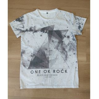 ワンオクロック(ONE OK ROCK)の【Maririn様専用】ONE OK ROCK Tシャツ 2015 ホワイト(ミュージシャン)