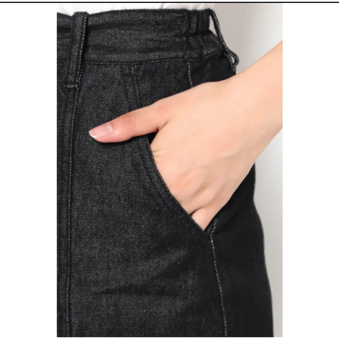WEGO(ウィゴー)のWEGO フロントZIP台形スカート　ブラック　デニム　レディース　ミニスカート レディースのスカート(ミニスカート)の商品写真