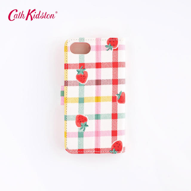 Cath Kidston(キャスキッドソン)の【限定値引き】キャスキッドソン iPhoneケース 手帳型 いちご スマホケース スマホ/家電/カメラのスマホアクセサリー(iPhoneケース)の商品写真