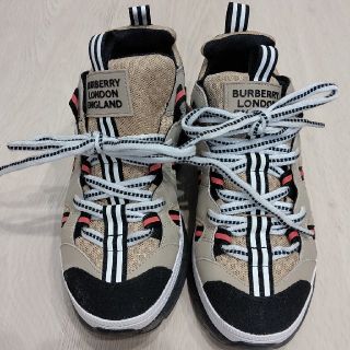 バーバリー(BURBERRY)のバーバリースニーカー(スニーカー)