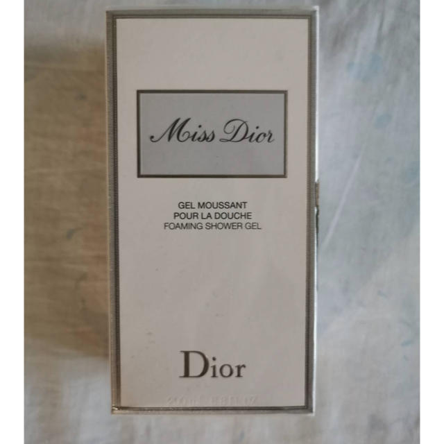 Dior(ディオール)のmiss Dior ボディーソープ コスメ/美容のボディケア(ボディソープ/石鹸)の商品写真