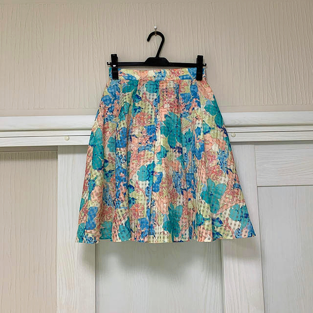 dazzlin(ダズリン)のダズリン♡花柄スカート レディースのスカート(ひざ丈スカート)の商品写真
