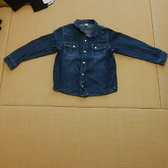 F.O.KIDS(エフオーキッズ)のapres les cours  デニムシャツ　120 キッズ/ベビー/マタニティのキッズ服女の子用(90cm~)(ブラウス)の商品写真