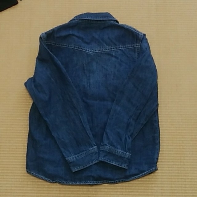 F.O.KIDS(エフオーキッズ)のapres les cours  デニムシャツ　120 キッズ/ベビー/マタニティのキッズ服女の子用(90cm~)(ブラウス)の商品写真