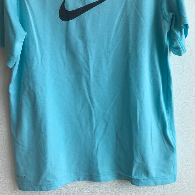 NIKE(ナイキ)のNIKEキッズTシャツ unisex Sサイズ 140㎝ スポーツ/アウトドアのテニス(ウェア)の商品写真