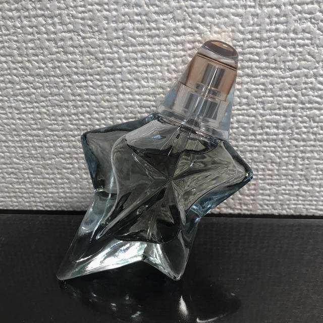 Thierry Mugler(ティエリーミュグレー)の香水 ティエリーミュグレー エンジェル　15ml コスメ/美容のコスメ/美容 その他(その他)の商品写真