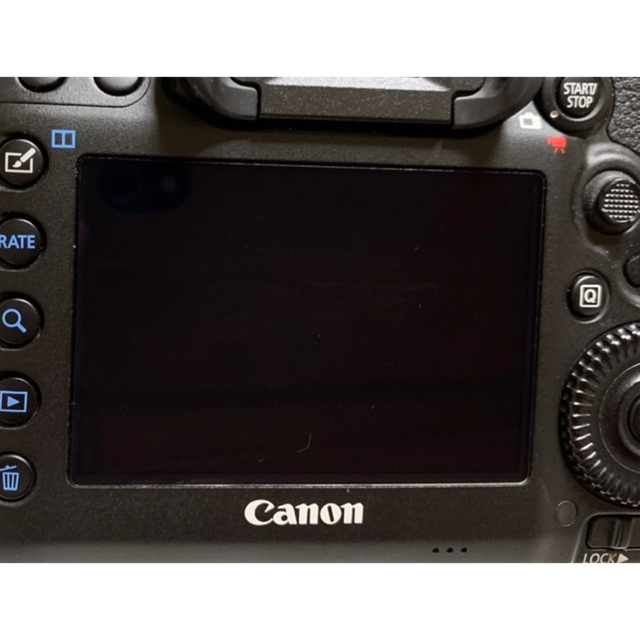 Canon(キヤノン)のCanon EOS 5D MARK4 ボディ　バッテリー２個付き スマホ/家電/カメラのカメラ(デジタル一眼)の商品写真