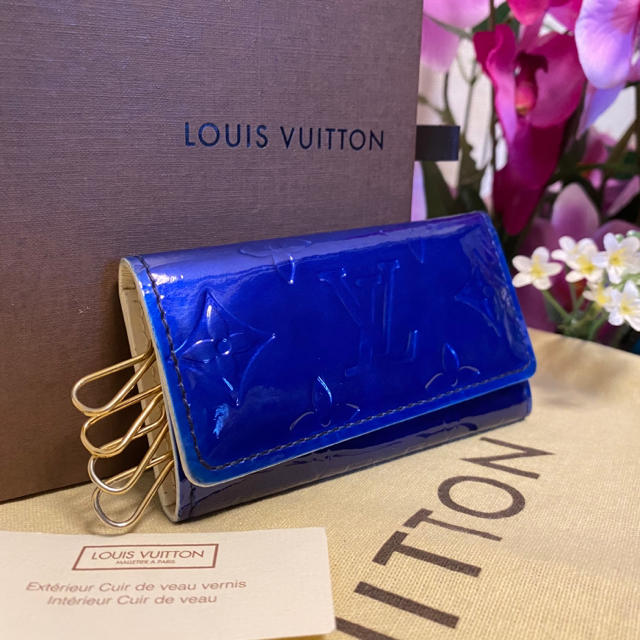 LOUIS VUITTON(ルイヴィトン)のルイヴィトン　ヴェルニ　キーケース　キーホルダー　キーリング　レディース　メンズ レディースのファッション小物(キーケース)の商品写真