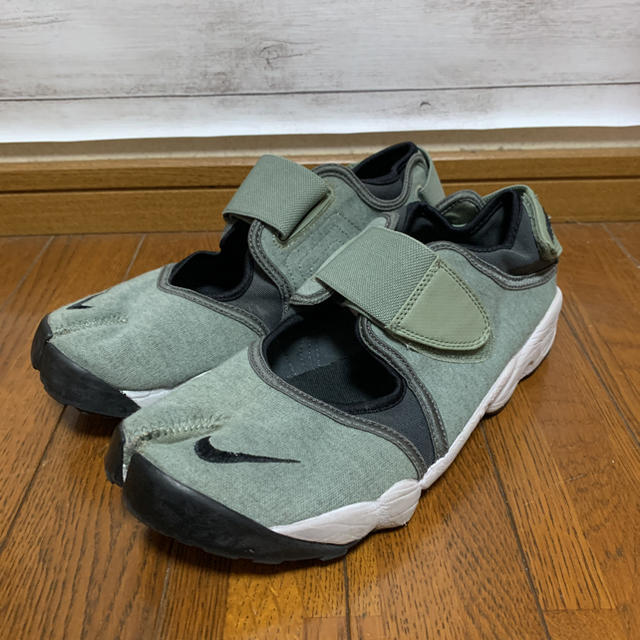 NIKE エアリフト 27cm