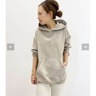 ドゥーズィエムクラス(DEUXIEME CLASSE)のTreasure hoody 新品　ベージュ　(パーカー)