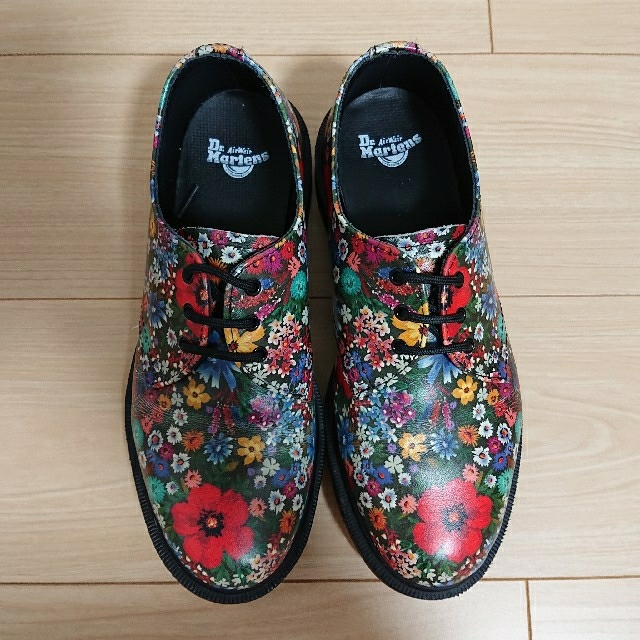 レディース【値下げ】花柄 Dr. Martens (UK5 JP24)