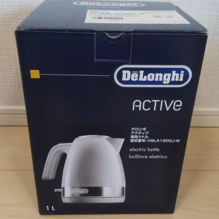 デロンギ(DeLonghi)の新品未使用　デロンギ　アクティブ　ホワイト　白　電気ポット(電気ケトル)