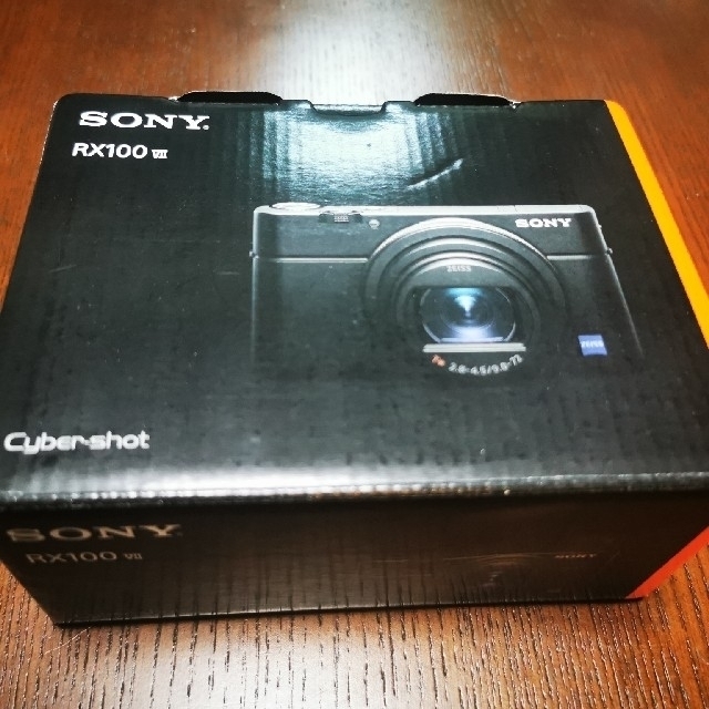 SONY Cyber−Shot RX DSC-RX100m7