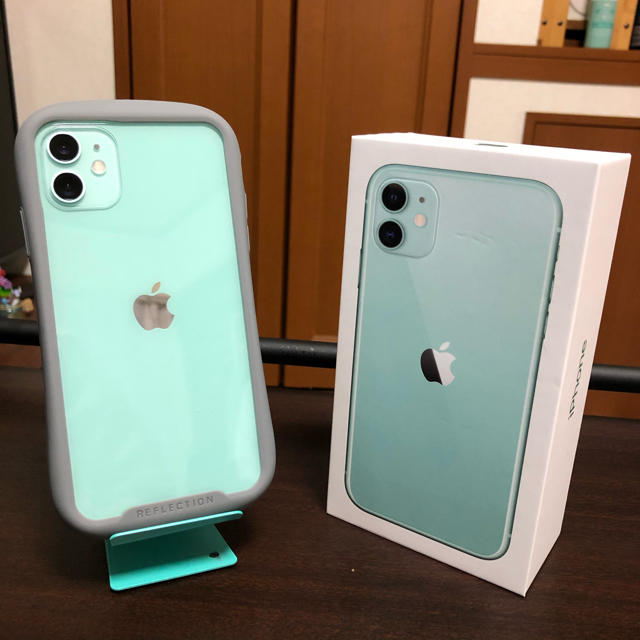 大人も着やすいシンプルファッション iphone 11 Green 64GB simフリー済み asakusa.sub.jp