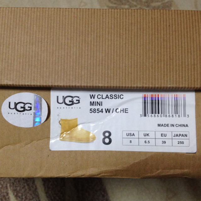 UGG(アグ)のUGGクラシックミニ チェスナット 新品 レディースの靴/シューズ(ブーツ)の商品写真