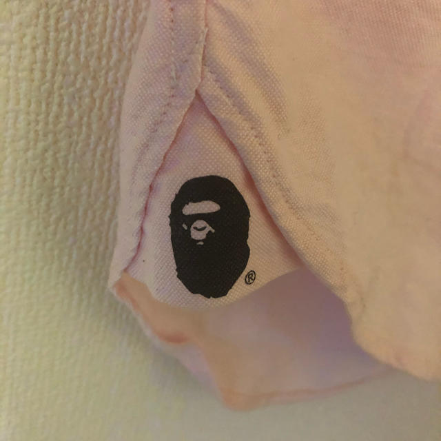 A BATHING APE(アベイシングエイプ)のA BATHING APE ピンクシャツ メンズのトップス(Tシャツ/カットソー(半袖/袖なし))の商品写真