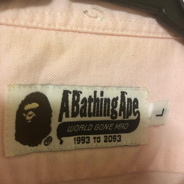 A BATHING APE(アベイシングエイプ)のA BATHING APE ピンクシャツ メンズのトップス(Tシャツ/カットソー(半袖/袖なし))の商品写真