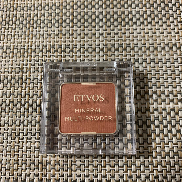 ETVOS(エトヴォス)のエトヴォス　ミネラルマルチパウダーI ヘルシーオレンジ コスメ/美容のベースメイク/化粧品(アイシャドウ)の商品写真