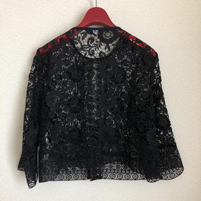 ZARA(ザラ)の✳︎ビタミンミン様専用✳︎《新品・タグ付き》ZARA 黒レースカーディガン レディースのトップス(カーディガン)の商品写真