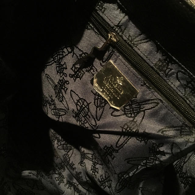 Vivienne Westwood(ヴィヴィアンウエストウッド)のレザーリュック フリル最安値 レディースのバッグ(リュック/バックパック)の商品写真