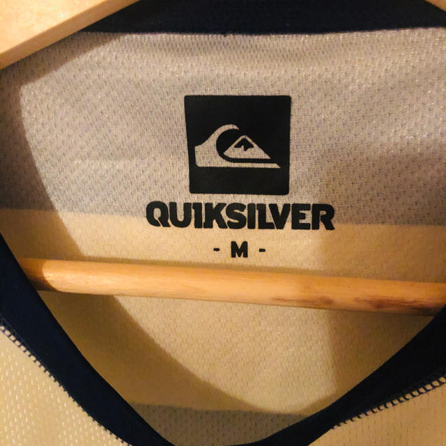 QUIKSILVER(クイックシルバー)のボーダー Tシャツ 半袖  ラッシュカード　水着 メンズの水着/浴衣(水着)の商品写真