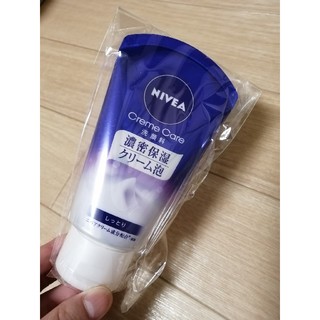 ニベア(ニベア)の【新品】NIVEA　濃密保湿クリーム泡　しっとり　洗顔(洗顔料)