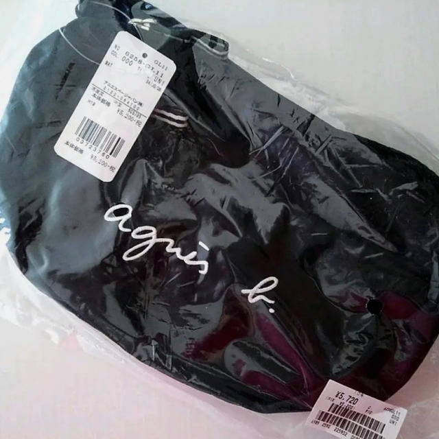 agnes b.(アニエスベー)のアニエスベー　GL11 E BAG　サコッシュ　ショルダーバッグ レディースのバッグ(ショルダーバッグ)の商品写真