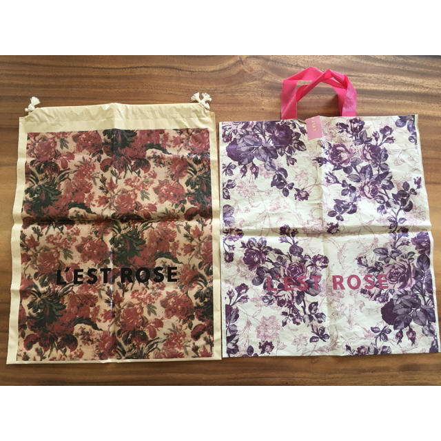 L'EST ROSE(レストローズ)のレストローズ　ショップ袋 レディースのバッグ(ショップ袋)の商品写真