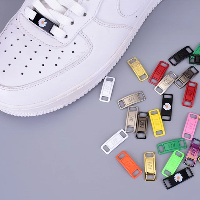 送料無料/新品】 デュブレ ゴールド スニーカー AF1 ナイキ アクセサリー AF1 デュブレ スニーカーアクセサリー ゴールド エアフォース