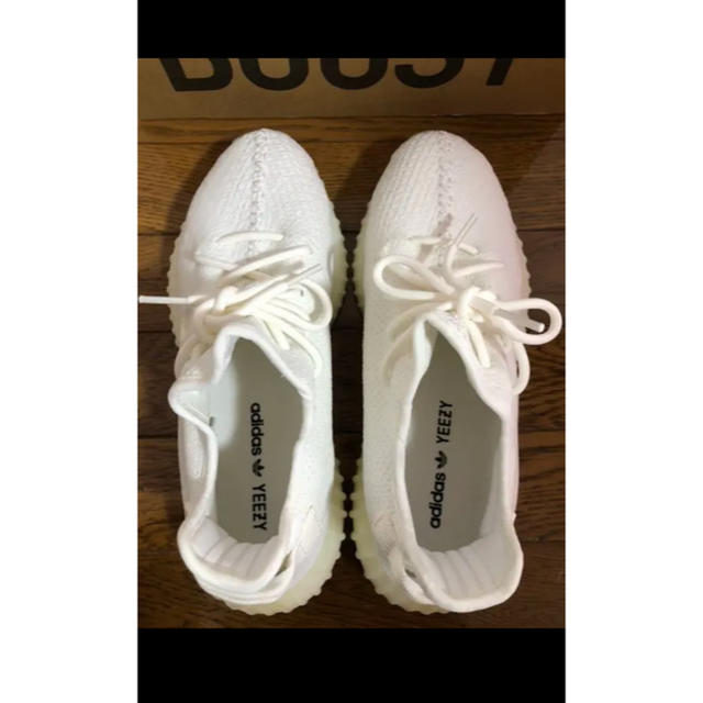 adidas(アディダス)のadidas yeezy boost 350 V2  トリプルホワイト29cm メンズの靴/シューズ(スニーカー)の商品写真