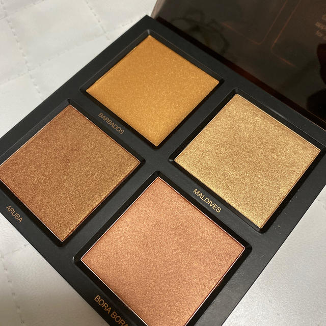 Sephora(セフォラ)のhuda beauty ＊ ハイライトパレット コスメ/美容のベースメイク/化粧品(フェイスカラー)の商品写真