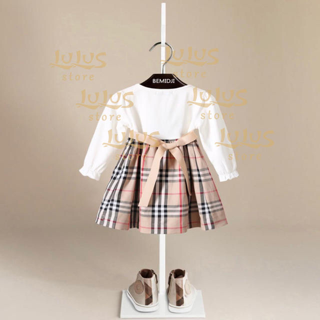 春秋着 長袖ワンピースチェック柄プリンセスドレス 女の子 子供服 キッズ服 キッズ/ベビー/マタニティのキッズ服女の子用(90cm~)(ワンピース)の商品写真