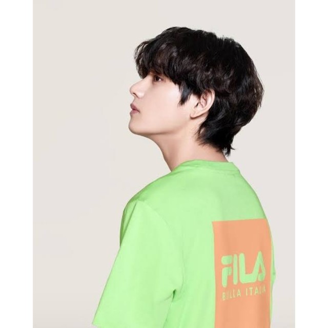 FILA(フィラ)のFILATシャツBTS　テテ着用モデル メンズのトップス(Tシャツ/カットソー(半袖/袖なし))の商品写真