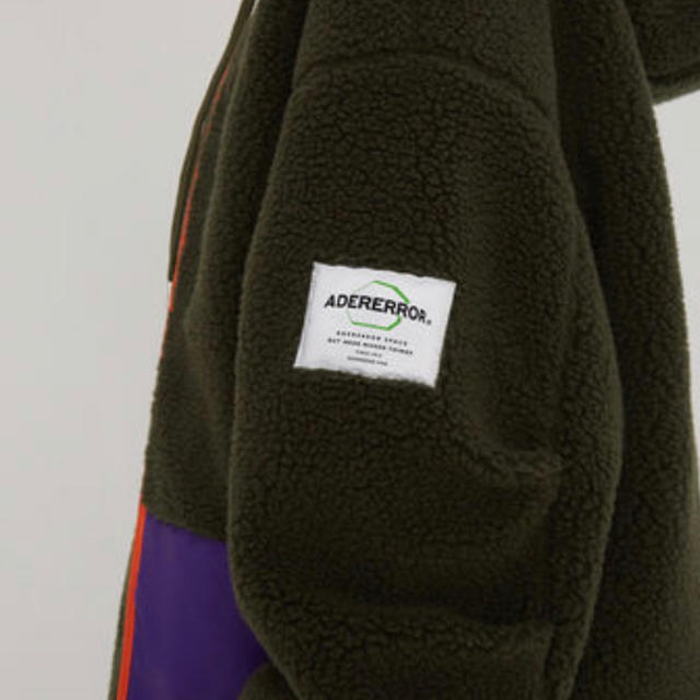 MAISON KITSUNE'(メゾンキツネ)のADERERROR Pyon fleece hoodie strさま専用 メンズのジャケット/アウター(ダウンジャケット)の商品写真