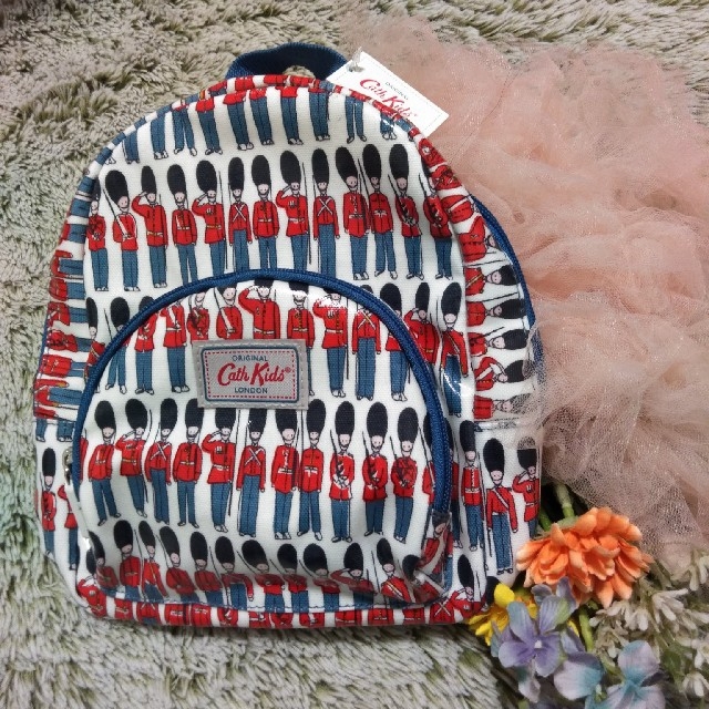 Cath Kidston(キャスキッドソン)の新品　キャスキッドソン　リュック　兵隊 キッズ/ベビー/マタニティのこども用バッグ(リュックサック)の商品写真