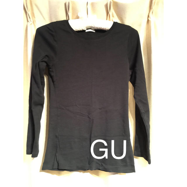 GU(ジーユー)のUネック無地ロンT レディースのトップス(Tシャツ(長袖/七分))の商品写真