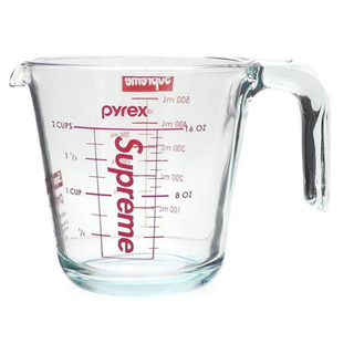 シュプリーム(Supreme)のSupreme Pyrex 2-Cup Measuring Cup(調理道具/製菓道具)