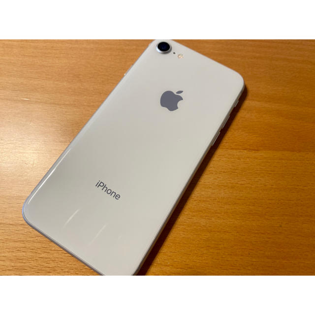 Apple iPhone8 64G シルバー SIMフリー ○ docomo