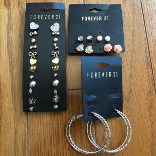 フォーエバートゥエンティーワン(FOREVER 21)の☆未使用☆FOREVER 21  ピアス(ピアス)