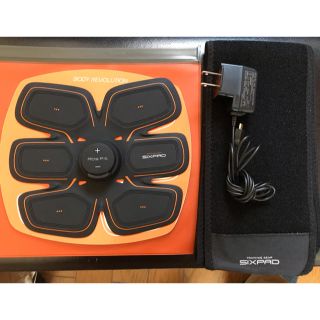 SIXPAD - シックスパッド sixpad アブズフィット2 absfit2 充電式の