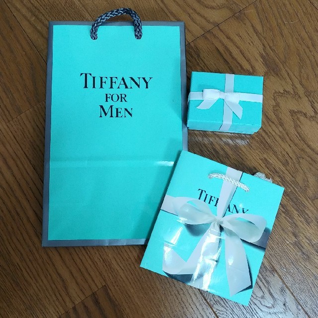Tiffany & Co. - ティファニーフォーメンの通販 by レッズサポとの's shop｜ティファニーならラクマ