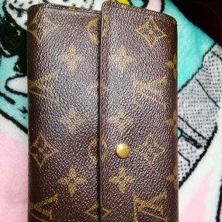 ルイヴィトン(LOUIS VUITTON)のルイビィトン長財布(財布)