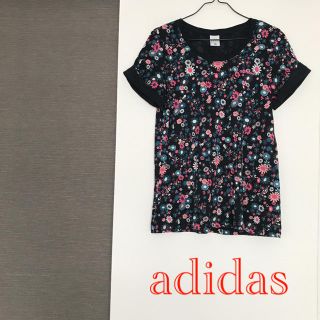 アディダス(adidas)のadidas(Tシャツ(半袖/袖なし))