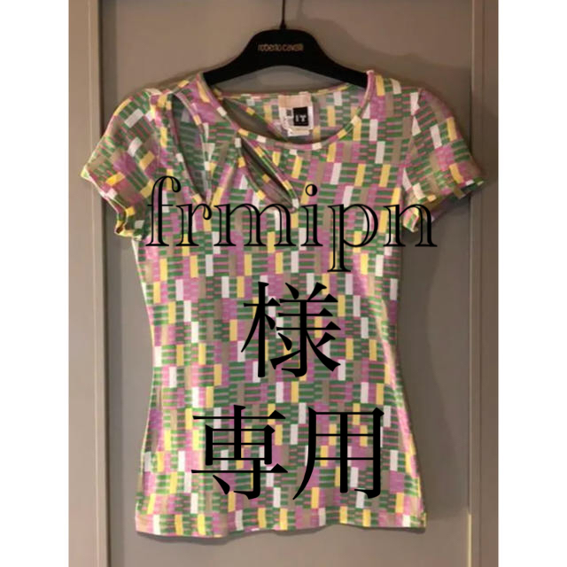 VERSACE(ヴェルサーチ)のfrmipn様専用VERSUSVERSACE ベルサーチＴシャツ　イタリア40 レディースのトップス(Tシャツ(半袖/袖なし))の商品写真