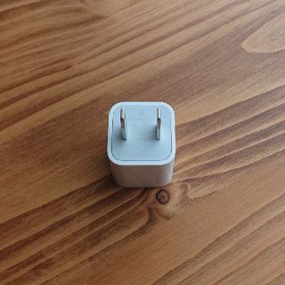 アップル(Apple)のApple純正 充電器(バッテリー/充電器)