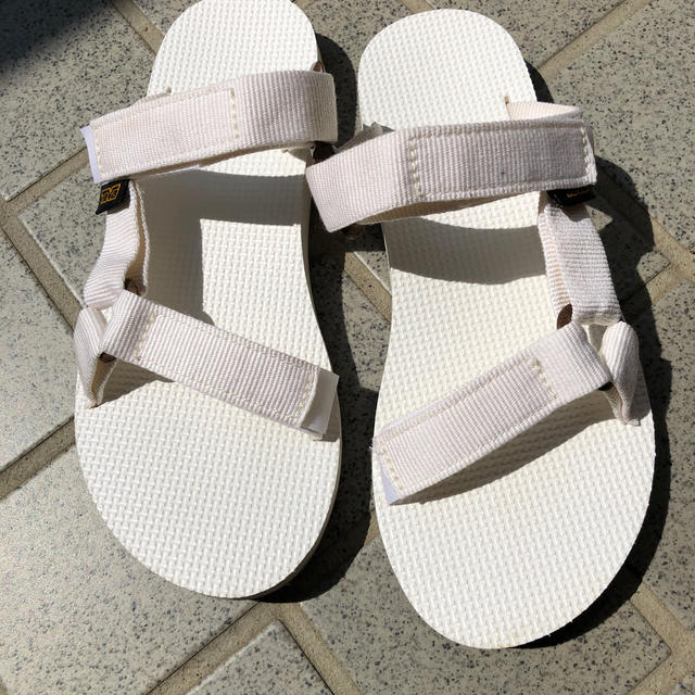 Teva(テバ)のしー様専用  teva サンダル レディースの靴/シューズ(サンダル)の商品写真