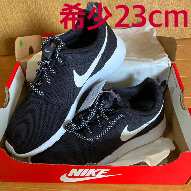 NIKE☆新品タグ付き　ローシワン23cm ナイキ スニーカー